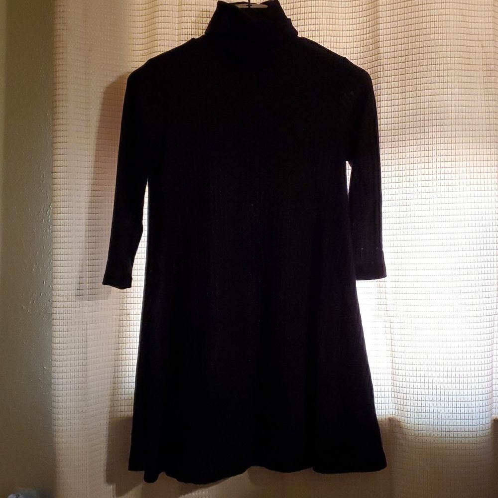 DISCREET WOMAN TURLENECK  TUNIC L